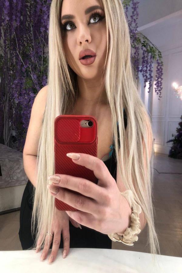 Rosa Elena la tua dolce fuga in un mondo di passione