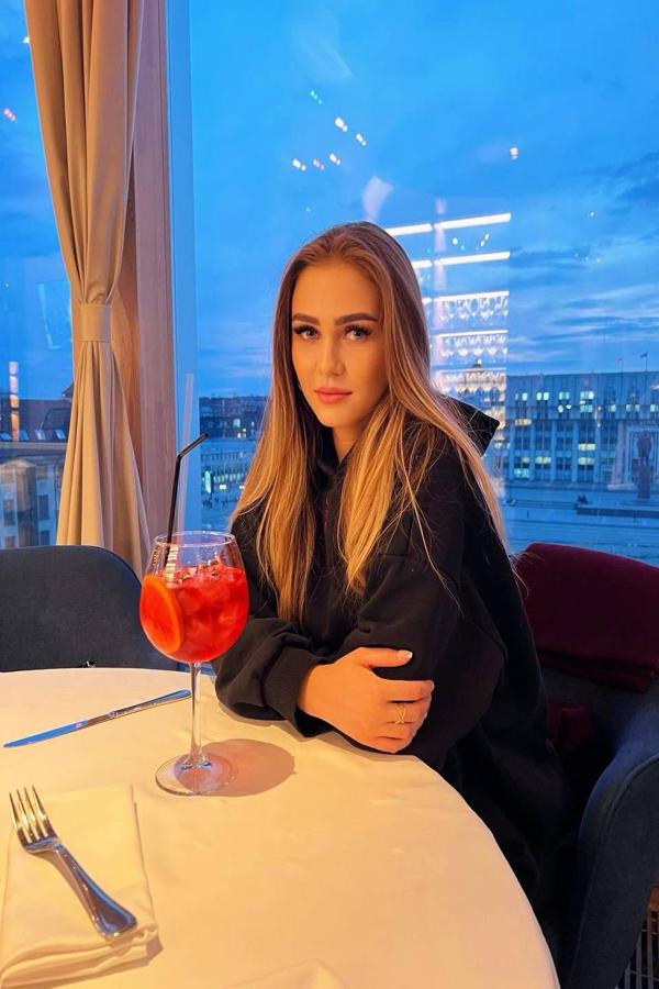 Emma Valentina la tua compagna di sogni indimenticabili