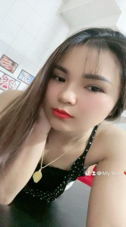 Donatella Ilaria Scopri il Piacere di un'Esperienza Unica